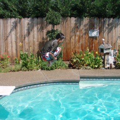 Основные этапы и особенности строительства бассейна с бетонной чашей