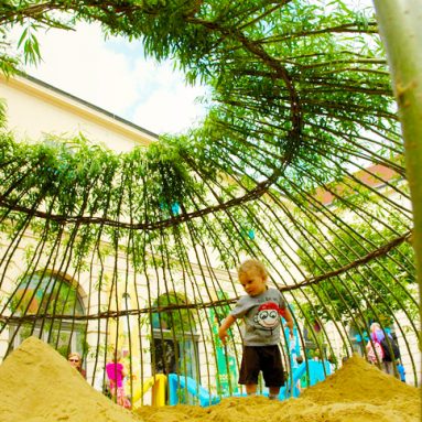 20 идей для песочницы: делаем на радость детям и украшаем дачу