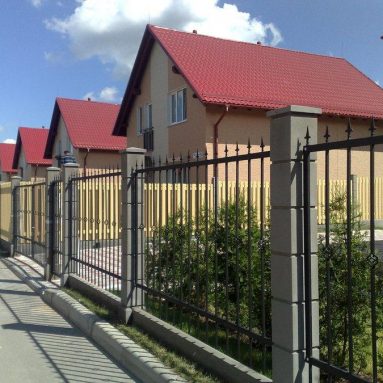 Отгораживаемся от мира правильно: Законная высота забора на дачах с 2019 года, новые правила ГОСТ и СНиП