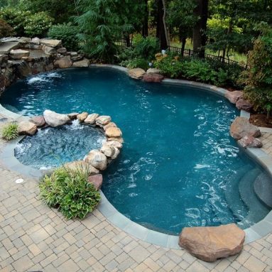 Бассейн на даче — не роскошь, а реальность!