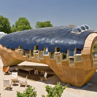 В 21-м веке «форма следует за энергией» — проект независимого дома Fab Lab House