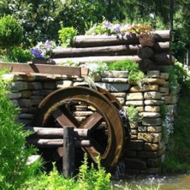 Водяная мельница на вашем участке своими руками