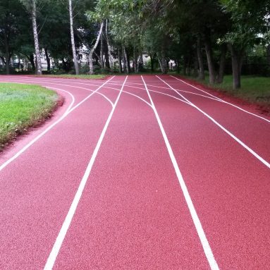 Покрытия для спортивных площадок от компании «Хантсман-НМГ» — надежность, безопасность, красота