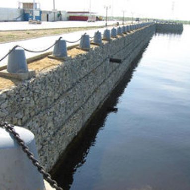 Берегоукрепление своими руками — габионы, лиственница, шпунт ПВХ