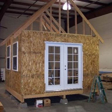 Как построить садовый домик своими руками