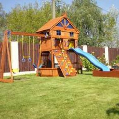 Детская площадка своими руками: особенности постройки