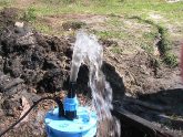 Что выбрать для водоснабжения дачи: колодец или скважину?