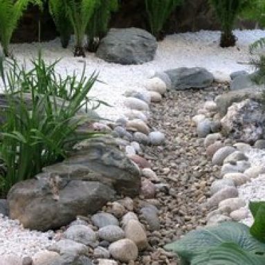 Обустройство сухого ручья своими руками