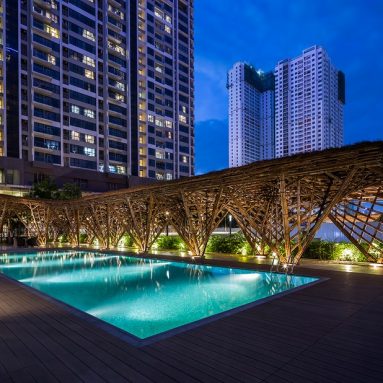 Идеальный природный материал: Архитекторы VTN представили гиперболический бамбуковый павильон